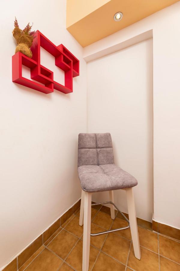 Apartman "Ela" Njivice Eksteriør billede