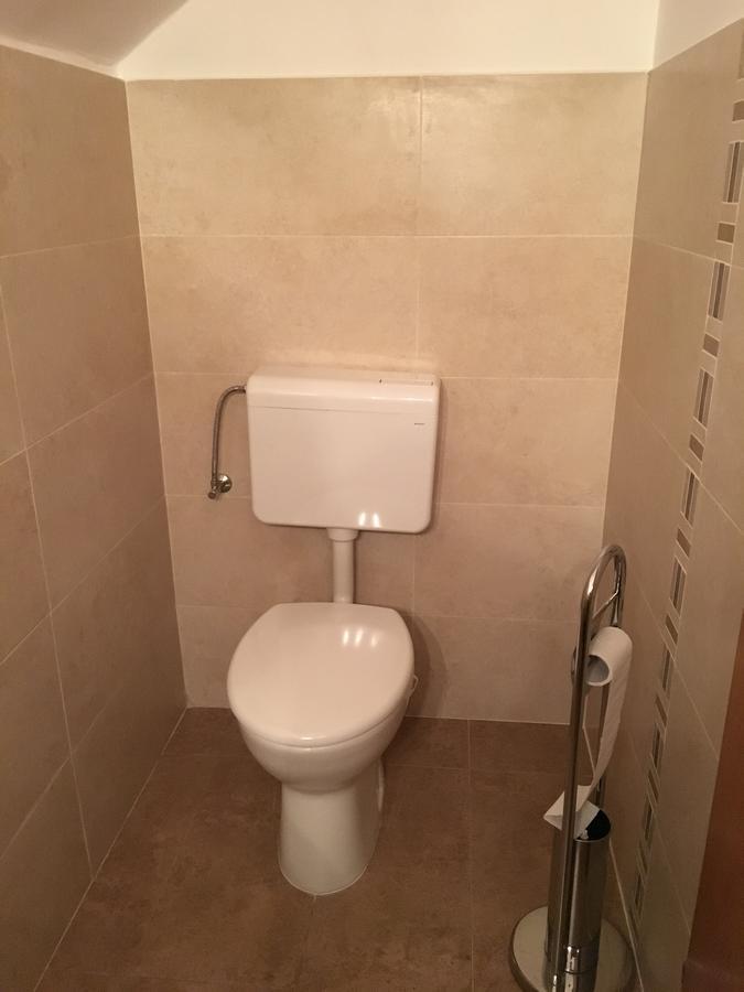 Apartman "Ela" Njivice Eksteriør billede